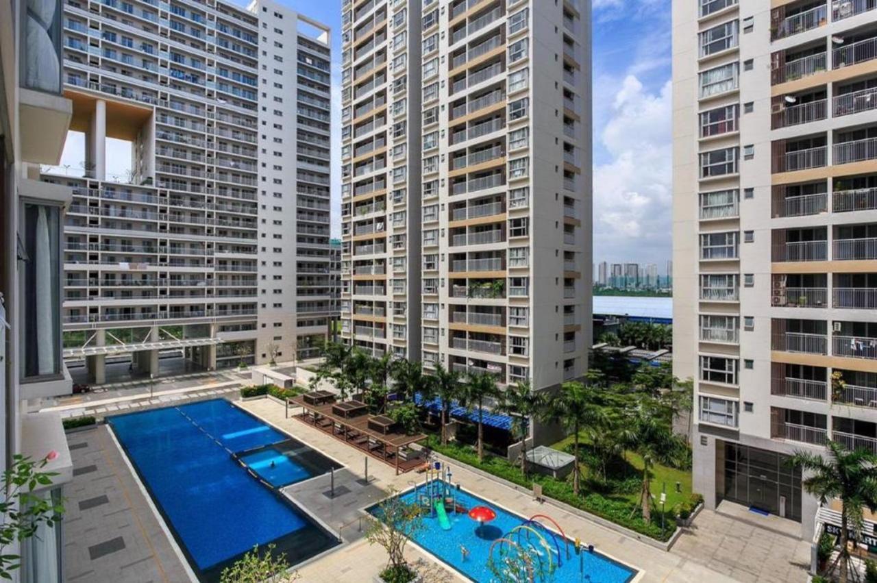 Apartments At Scenic Valley Thành Pho Ho Chí Minh Esterno foto